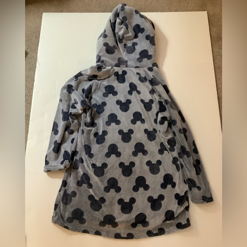 Disney Mickey Hooded Cozy Lounger. - Picture 2 of 6